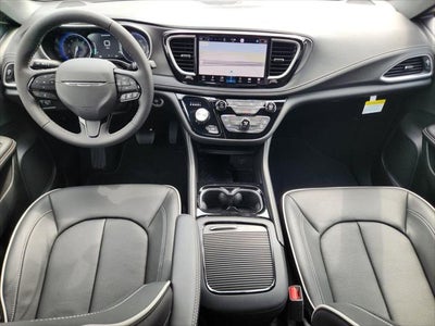 2027 Chrysler Pacifica PACIFICA LIMITED