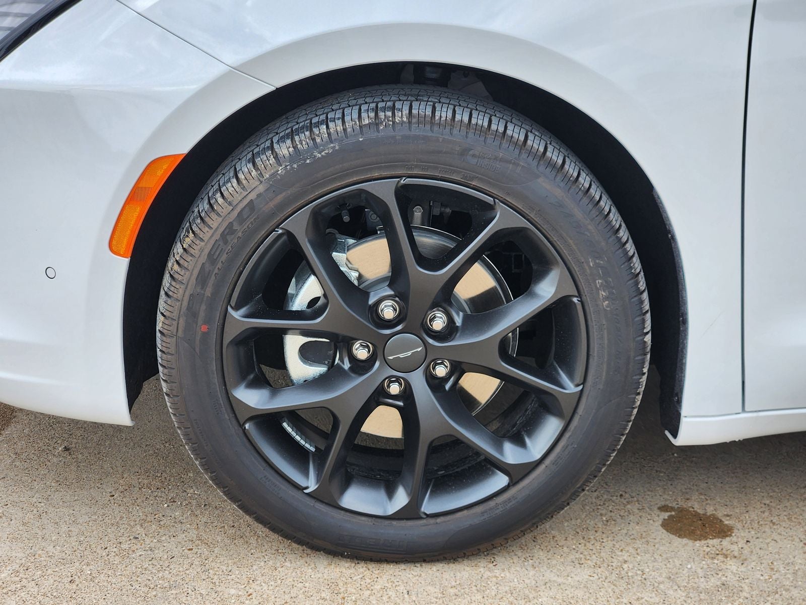 2027 Chrysler Pacifica PACIFICA LIMITED