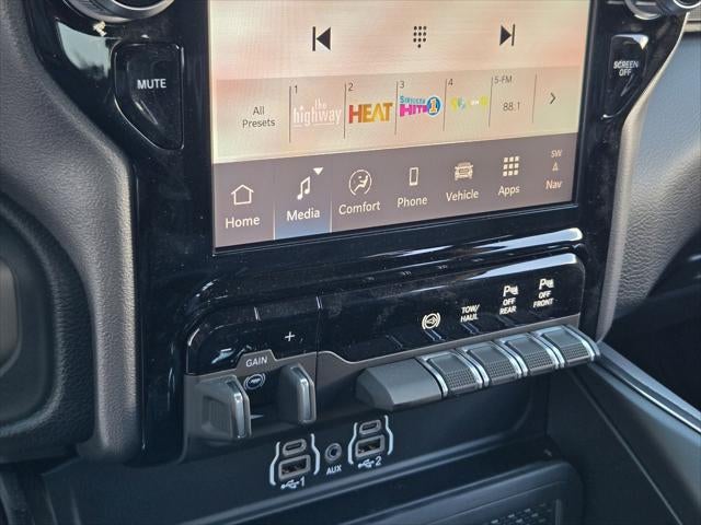 2026 RAM Ram 3500 RAM 3500 LARAMIE CREW CAB 4X4 8' BOX