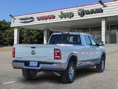2020 RAM Ram 3500 Laramie Crew Cab 4x4 8' Box