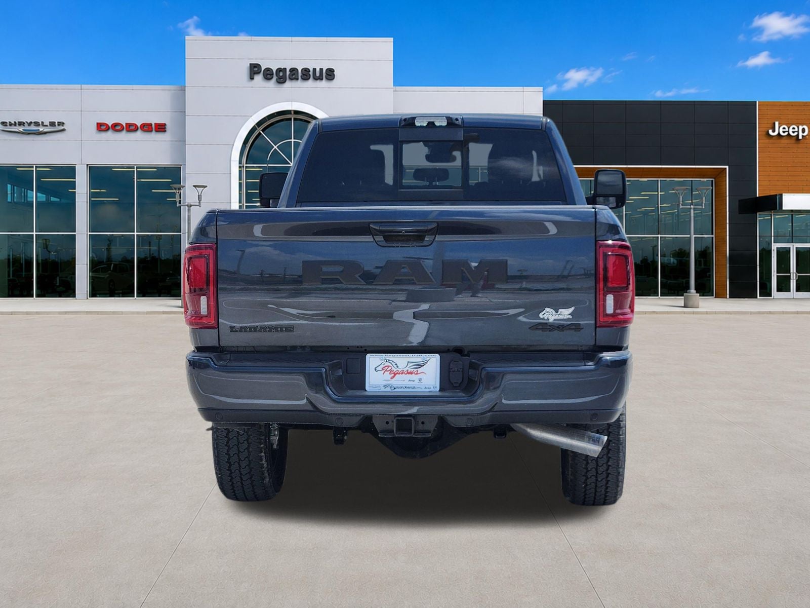 2026 RAM Ram 3500 RAM 3500 LARAMIE CREW CAB 4X4 8' BOX