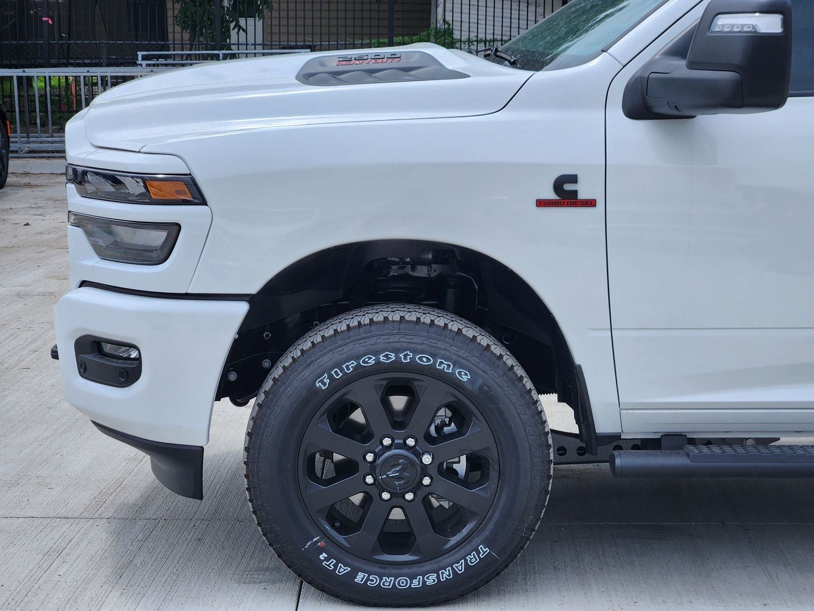 2026 RAM Ram 2500 RAM 2500 BLACK EXPRESS CREW CAB 4X4 8' BOX