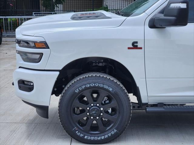 2026 RAM Ram 2500 RAM 2500 BLACK EXPRESS CREW CAB 4X4 8' BOX