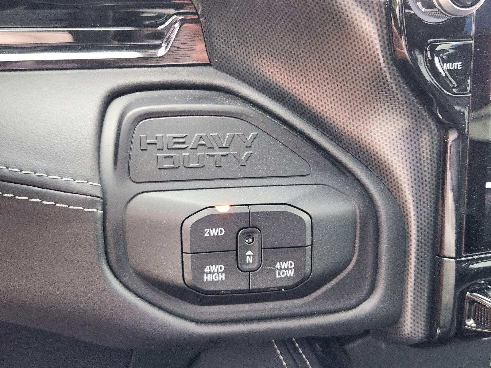 2026 RAM Ram 2500 RAM 2500 LIMITED MEGA CAB 4X4 6'4' BOX