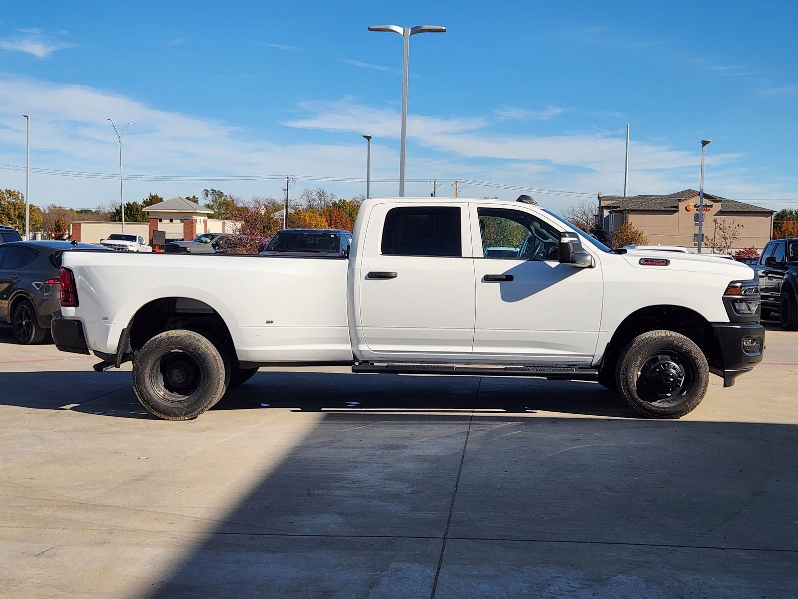2026 RAM Ram 3500 RAM 3500 TRADESMAN CREW CAB 4X4 8' BOX