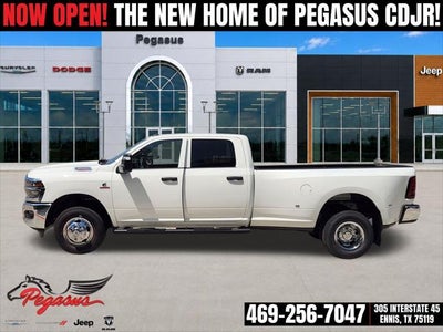 2026 RAM Ram 3500 RAM 3500 TRADESMAN CREW CAB 4X4 8' BOX