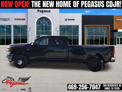 2026 RAM Ram 3500 RAM 3500 TRADESMAN CREW CAB 4X4 8' BOX