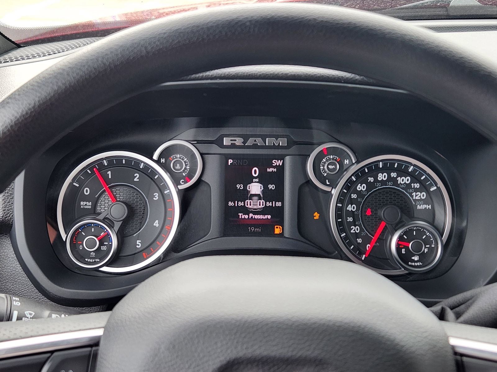 2026 RAM Ram 3500 RAM 3500 TRADESMAN CREW CAB 4X4 8' BOX