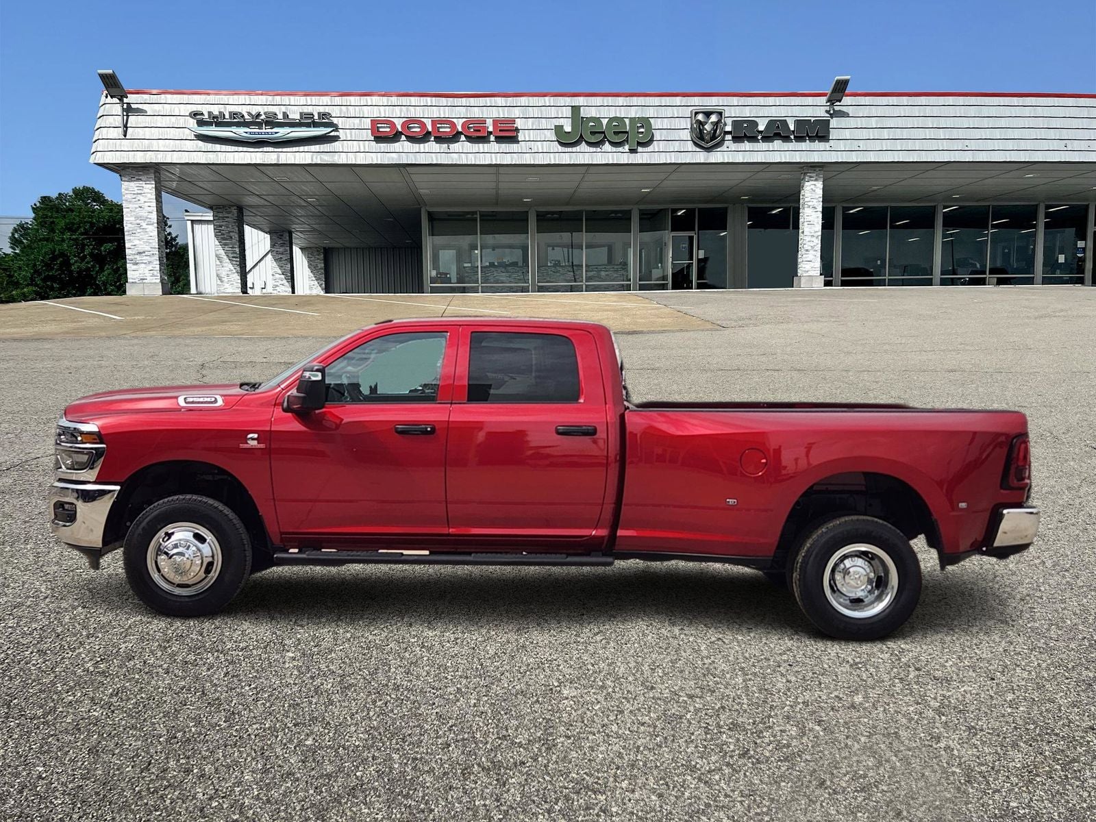 2026 RAM Ram 3500 RAM 3500 TRADESMAN CREW CAB 4X4 8' BOX