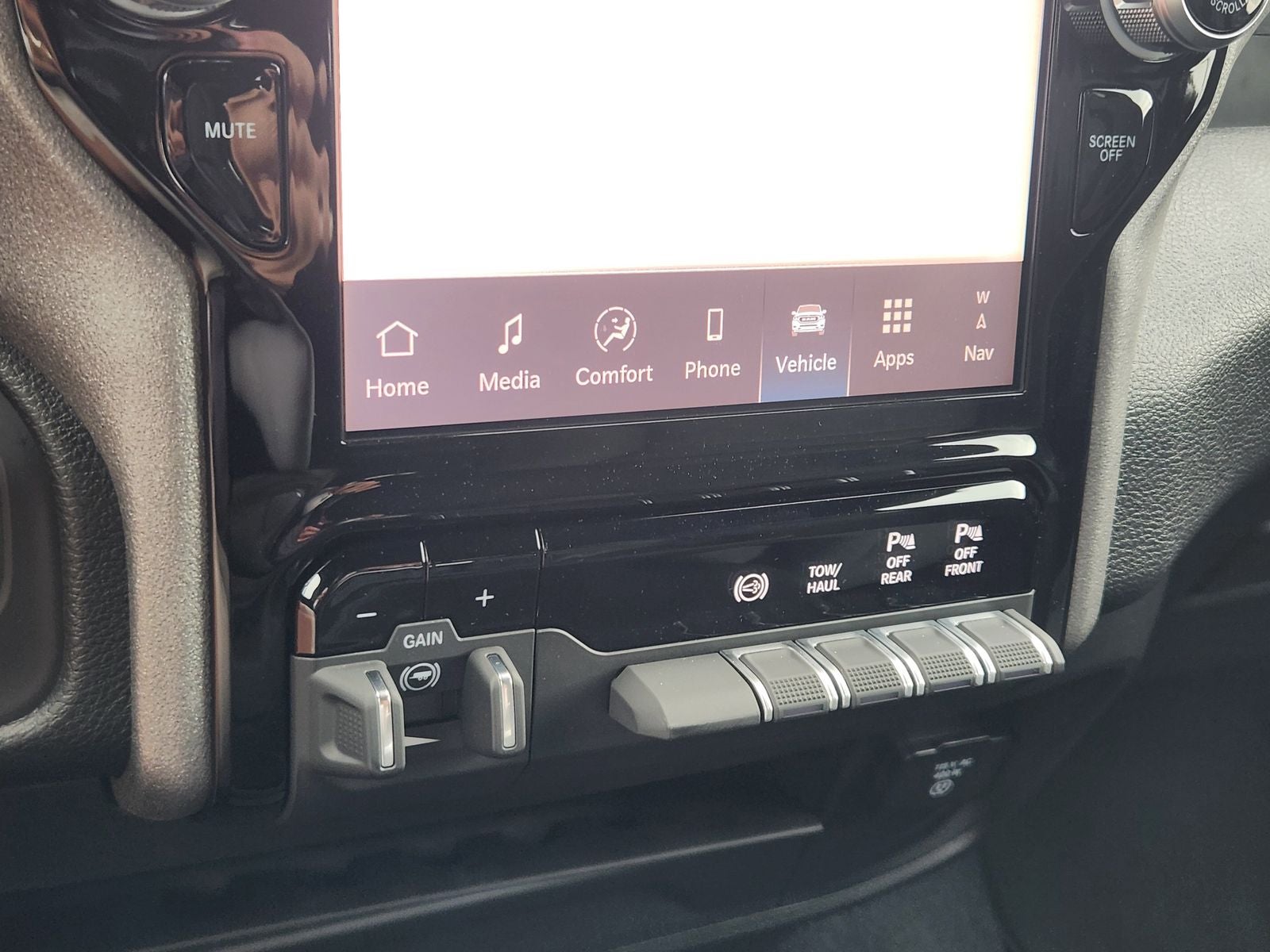 2026 RAM Ram 3500 RAM 3500 TRADESMAN CREW CAB 4X4 8' BOX