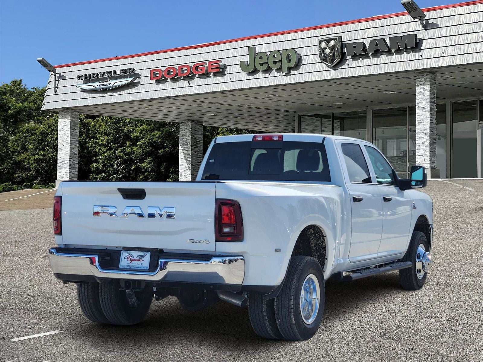 2026 RAM Ram 3500 RAM 3500 TRADESMAN CREW CAB 4X4 8' BOX