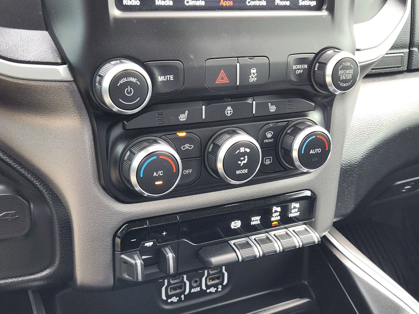 2019 RAM Ram 3500 Lone Star Crew Cab 4x4 8' Box