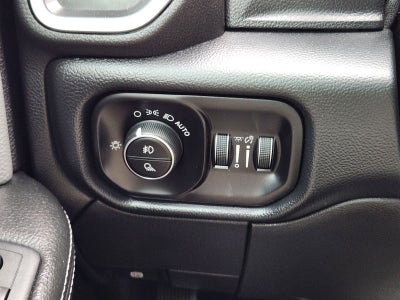 2019 RAM Ram 3500 Lone Star Crew Cab 4x4 8' Box