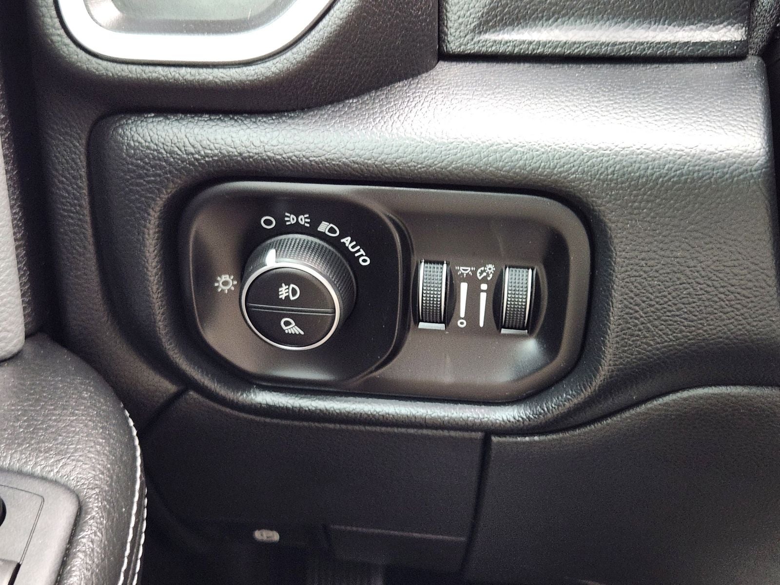 2019 RAM Ram 3500 Lone Star Crew Cab 4x4 8' Box