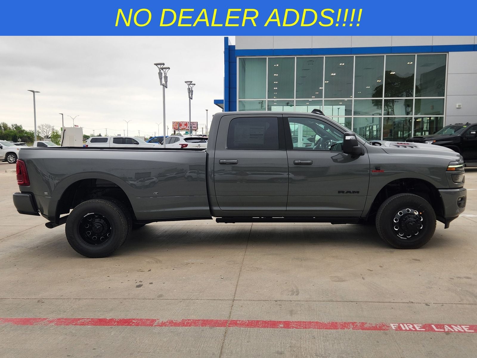 2026 RAM Ram 3500 RAM 3500 LARAMIE CREW CAB 4X4 8' BOX