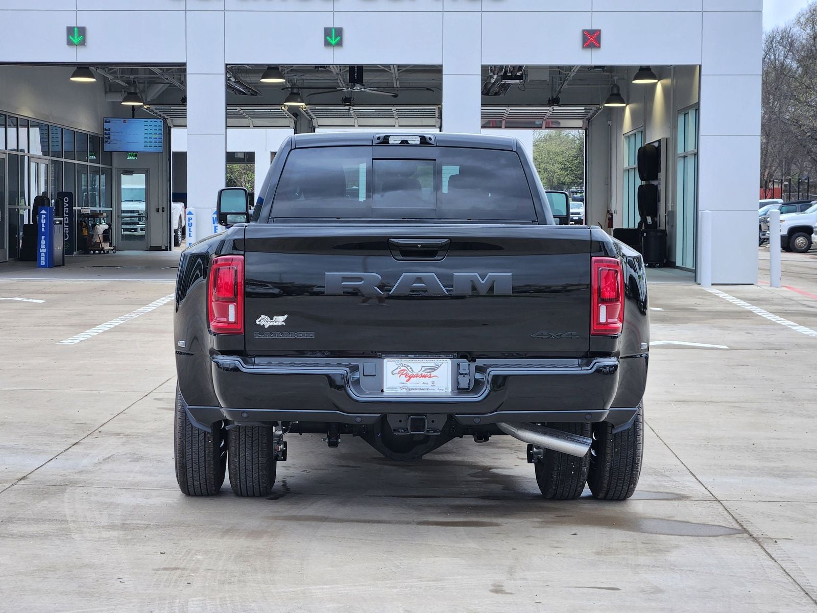 2026 RAM Ram 3500 RAM 3500 LARAMIE MEGA CAB 4X4 6'4' BOX