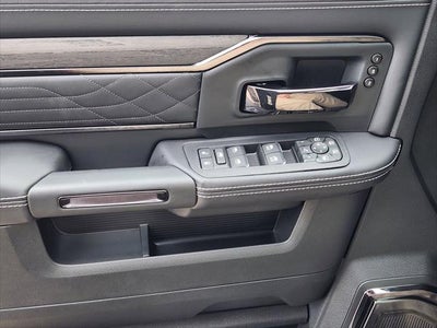 2026 RAM Ram 3500 RAM 3500 LIMITED MEGA CAB 4X4 6'4' BOX