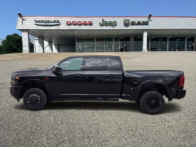 2026 RAM Ram 3500 RAM 3500 LIMITED MEGA CAB 4X4 6'4' BOX