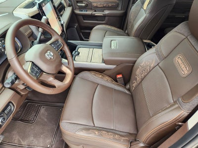 2026 RAM Ram 3500 RAM 3500 LIMITED LONGHORN CREW CAB 4X4 8' BOX