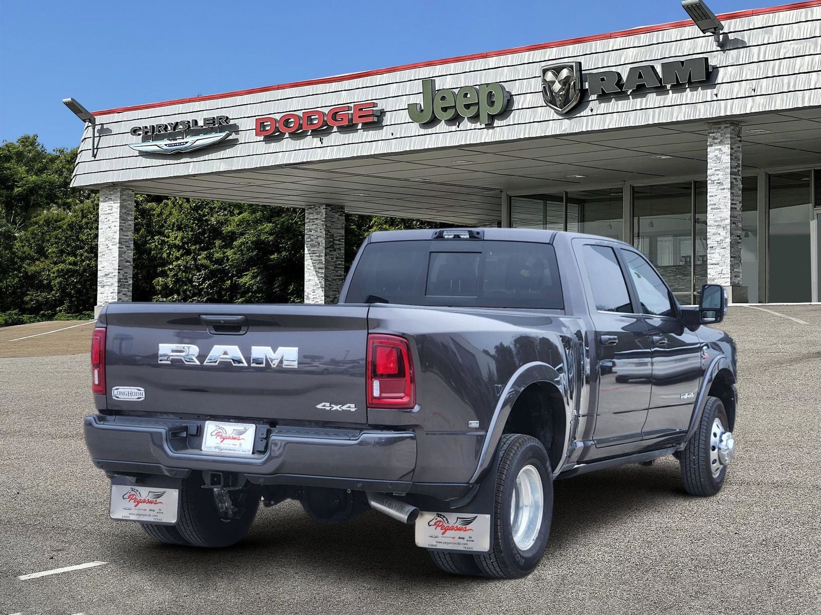 2026 RAM Ram 3500 RAM 3500 LIMITED LONGHORN CREW CAB 4X4 8' BOX