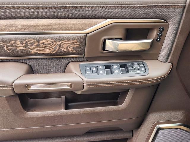 2026 RAM Ram 3500 RAM 3500 LIMITED LONGHORN CREW CAB 4X4 8' BOX