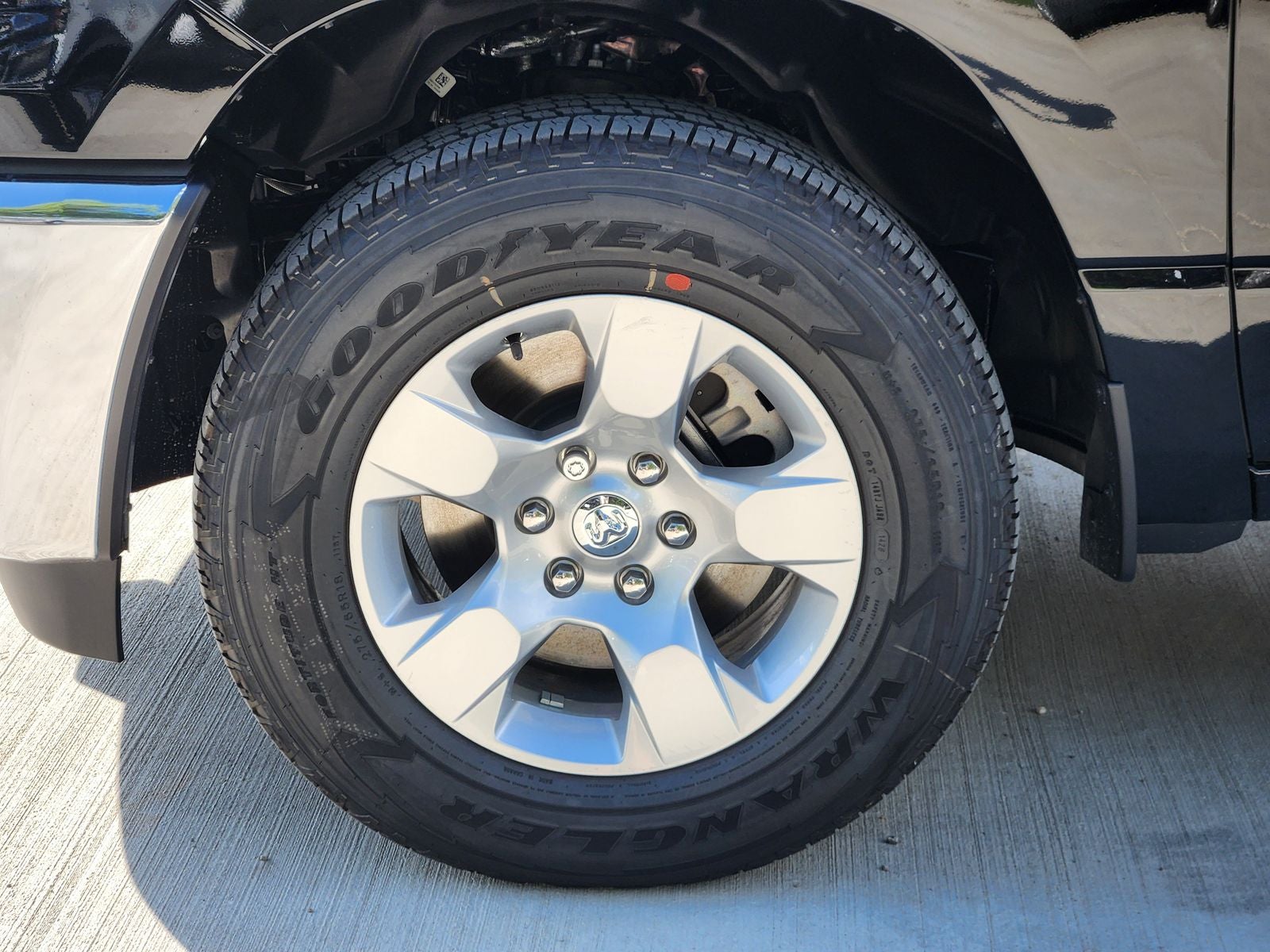2026 RAM Ram 1500 RAM 1500 LONE STAR CREW CAB 4X2 5'7' BOX