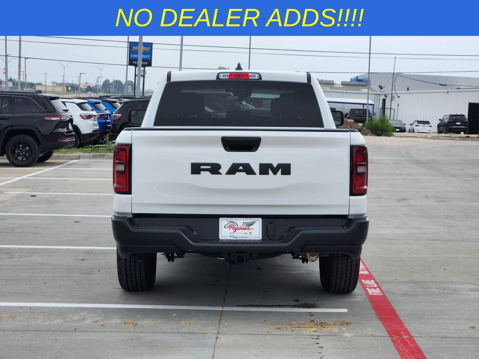 2026 RAM Ram 1500 RAM 1500 TRADESMAN CREW CAB 4X2 5'7' BOX