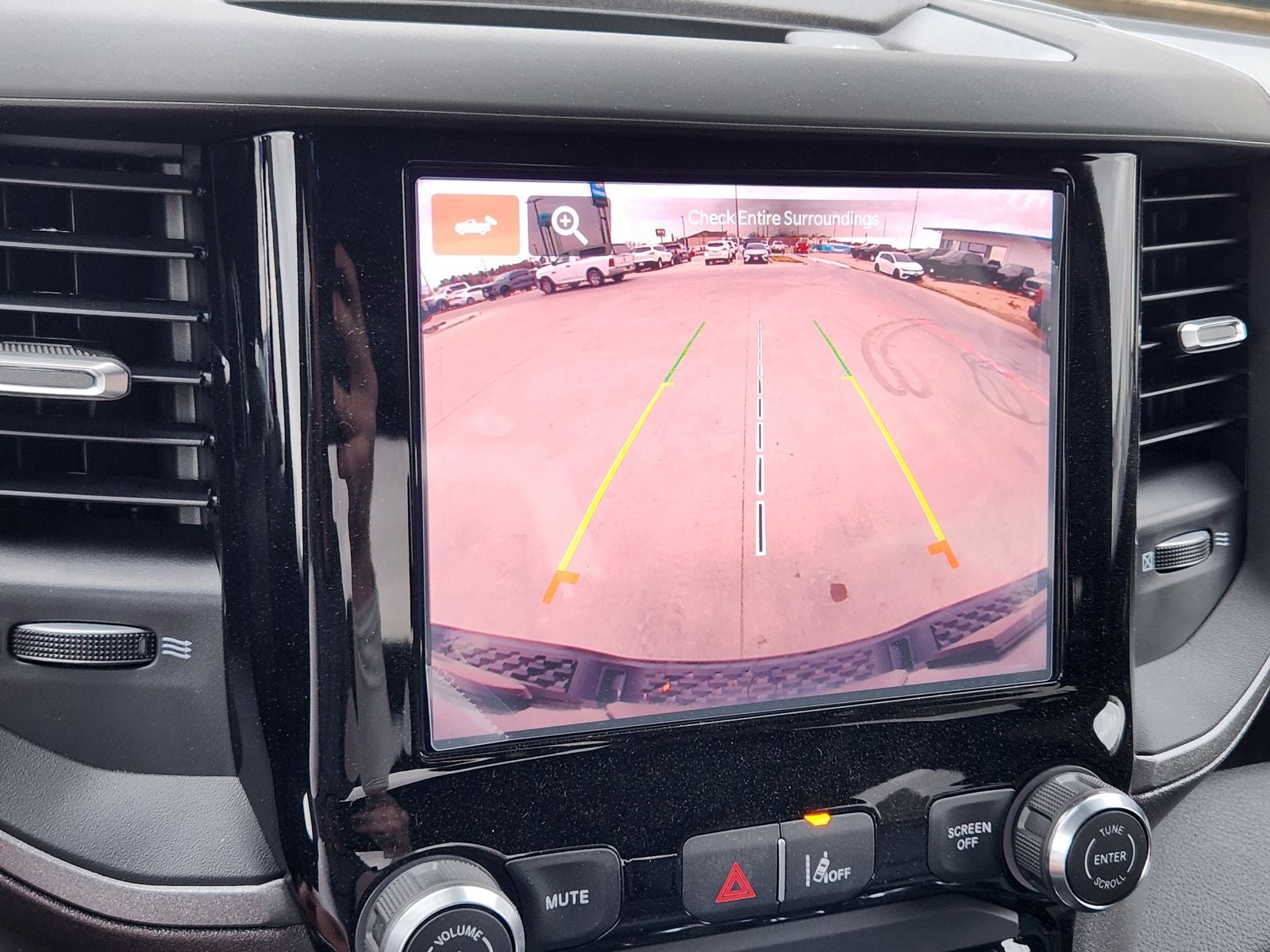 2025 RAM Ram 1500 RAM 1500 TRADESMAN CREW CAB 4X2 5'7' BOX