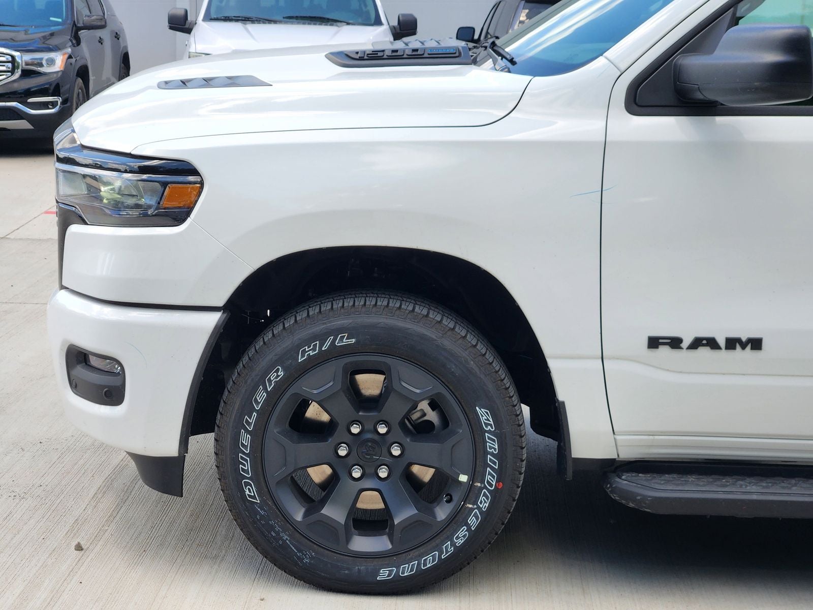 2026 RAM Ram 1500 RAM 1500 EXPRESS CREW CAB 4X4 5'7' BOX