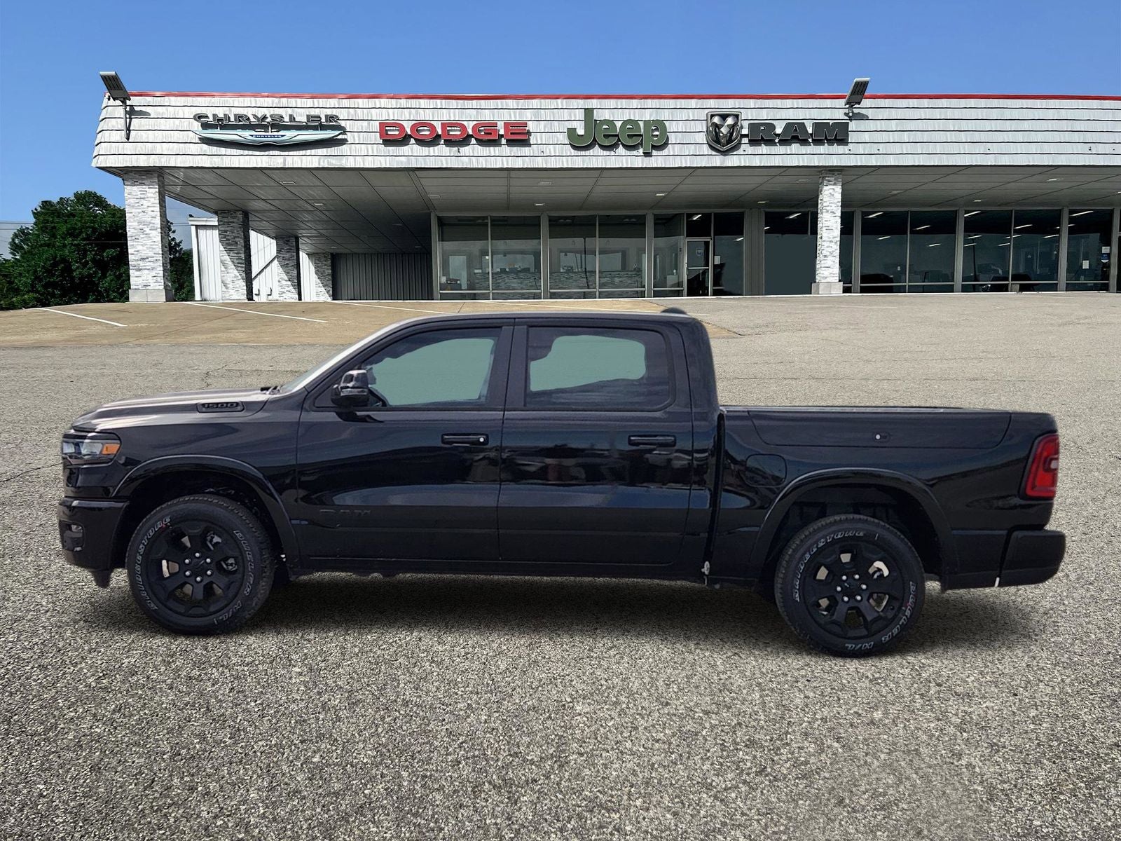 2026 RAM Ram 1500 RAM 1500 LONE STAR CREW CAB 4X4 5'7' BOX