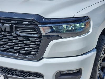 2026 RAM Ram 1500 RAM 1500 EXPRESS CREW CAB 4X4 5'7' BOX