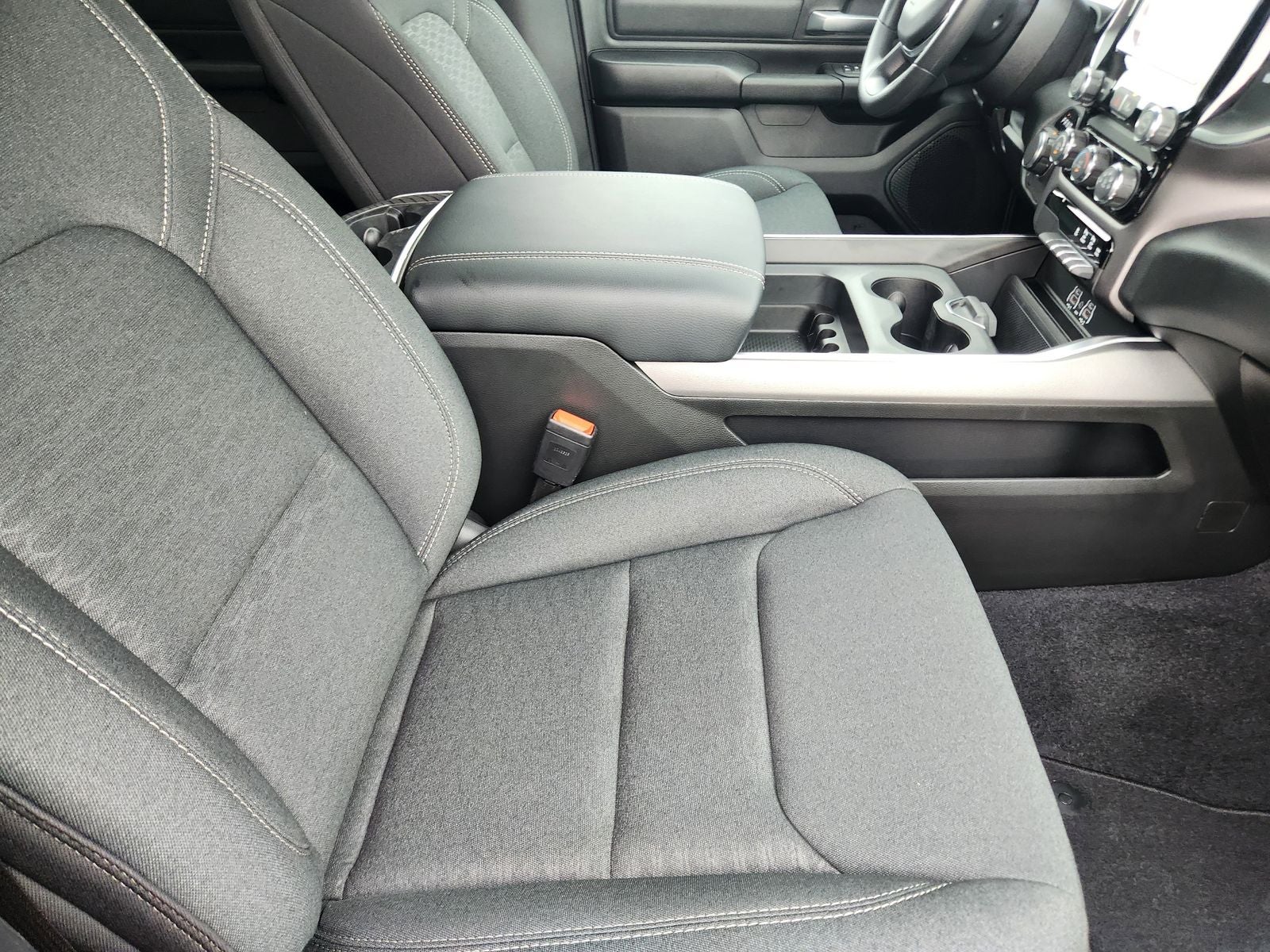 2026 RAM Ram 1500 RAM 1500 EXPRESS CREW CAB 4X4 5'7' BOX