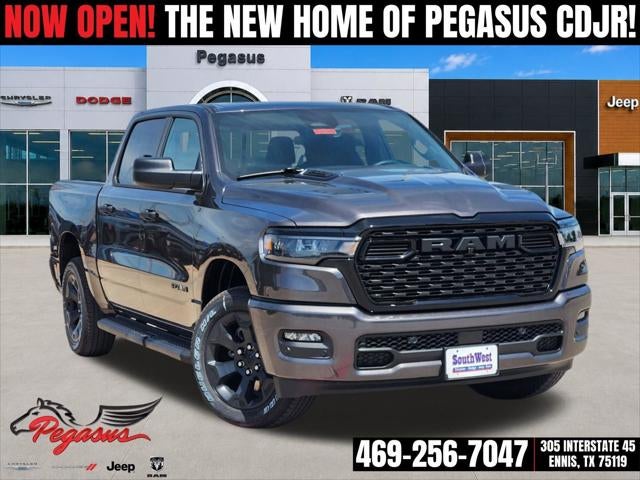 2026 RAM Ram 1500 RAM 1500 EXPRESS CREW CAB 4X4 5'7' BOX