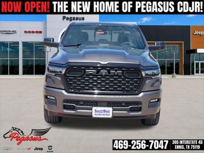 2026 RAM Ram 1500 RAM 1500 EXPRESS CREW CAB 4X4 5'7' BOX