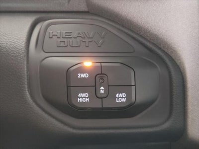 2026 RAM Ram 2500 RAM 2500 BLACK EXPRESS CREW CAB 4X4 6'4' BOX