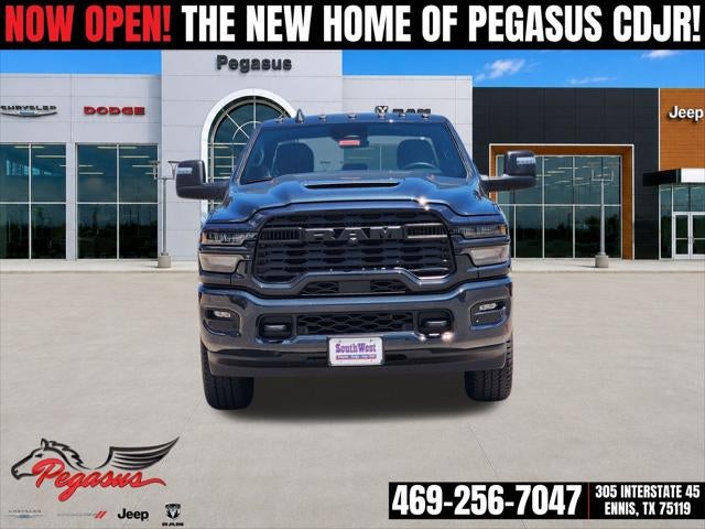 2026 RAM Ram 2500 RAM 2500 BLACK EXPRESS CREW CAB 4X4 6'4' BOX