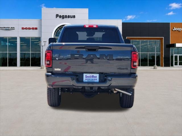2026 RAM Ram 2500 RAM 2500 BLACK EXPRESS CREW CAB 4X4 6'4' BOX