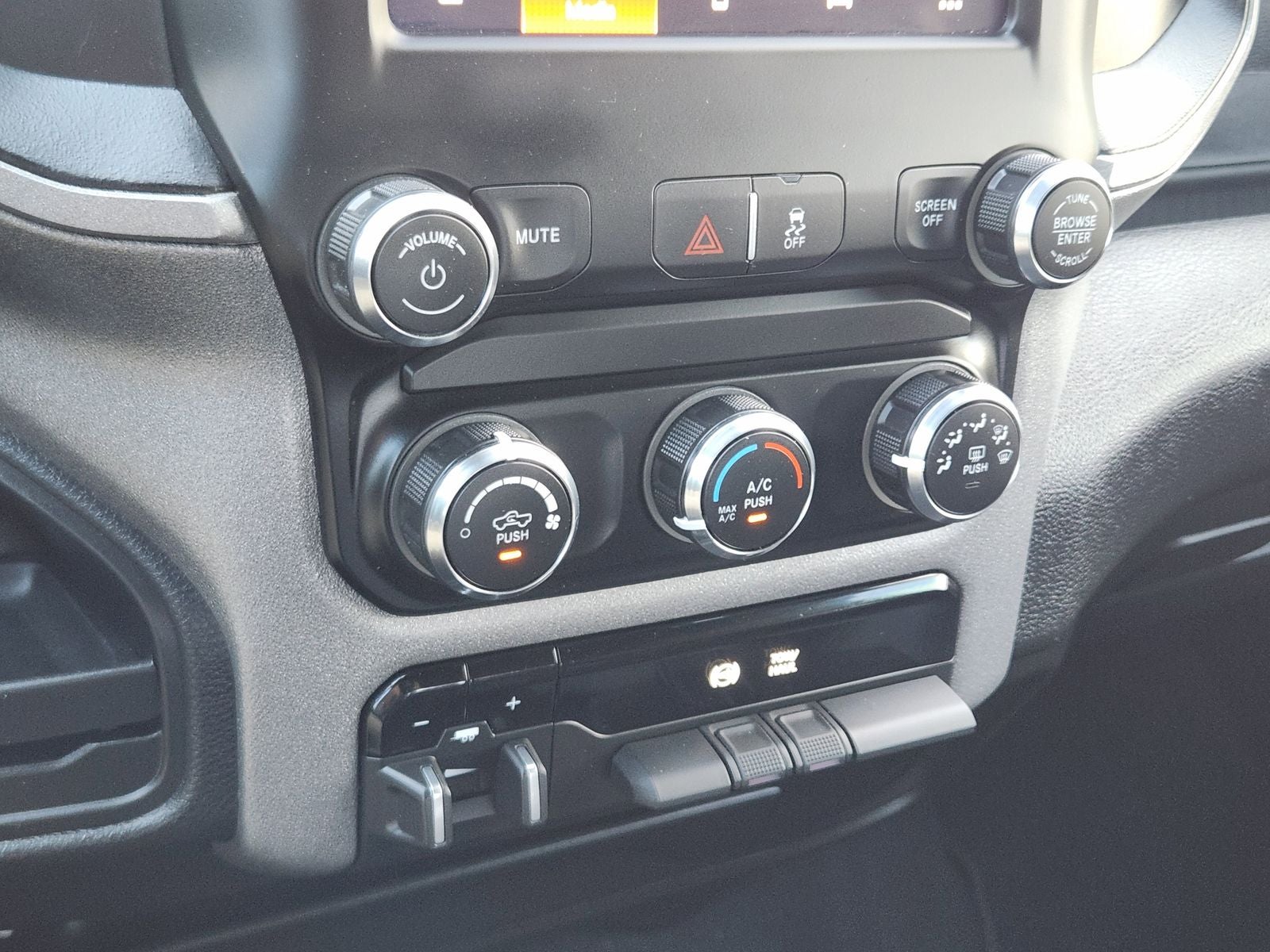 2024 RAM Ram 2500 Tradesman Crew Cab 4x4 6'4' Box