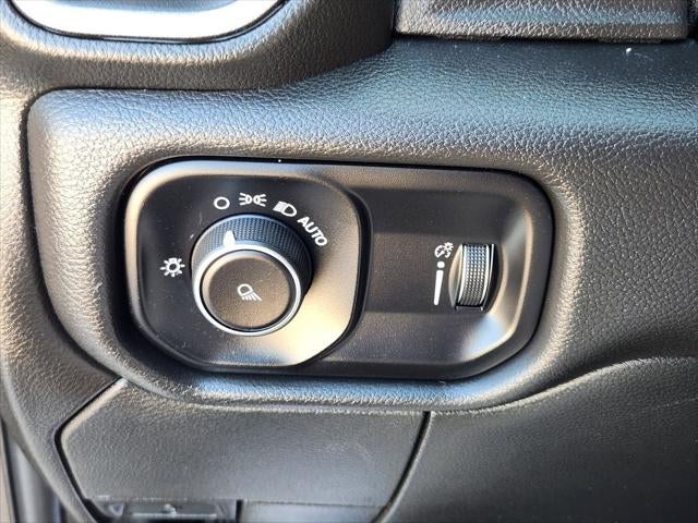 2024 RAM Ram 2500 Tradesman Crew Cab 4x4 6'4' Box