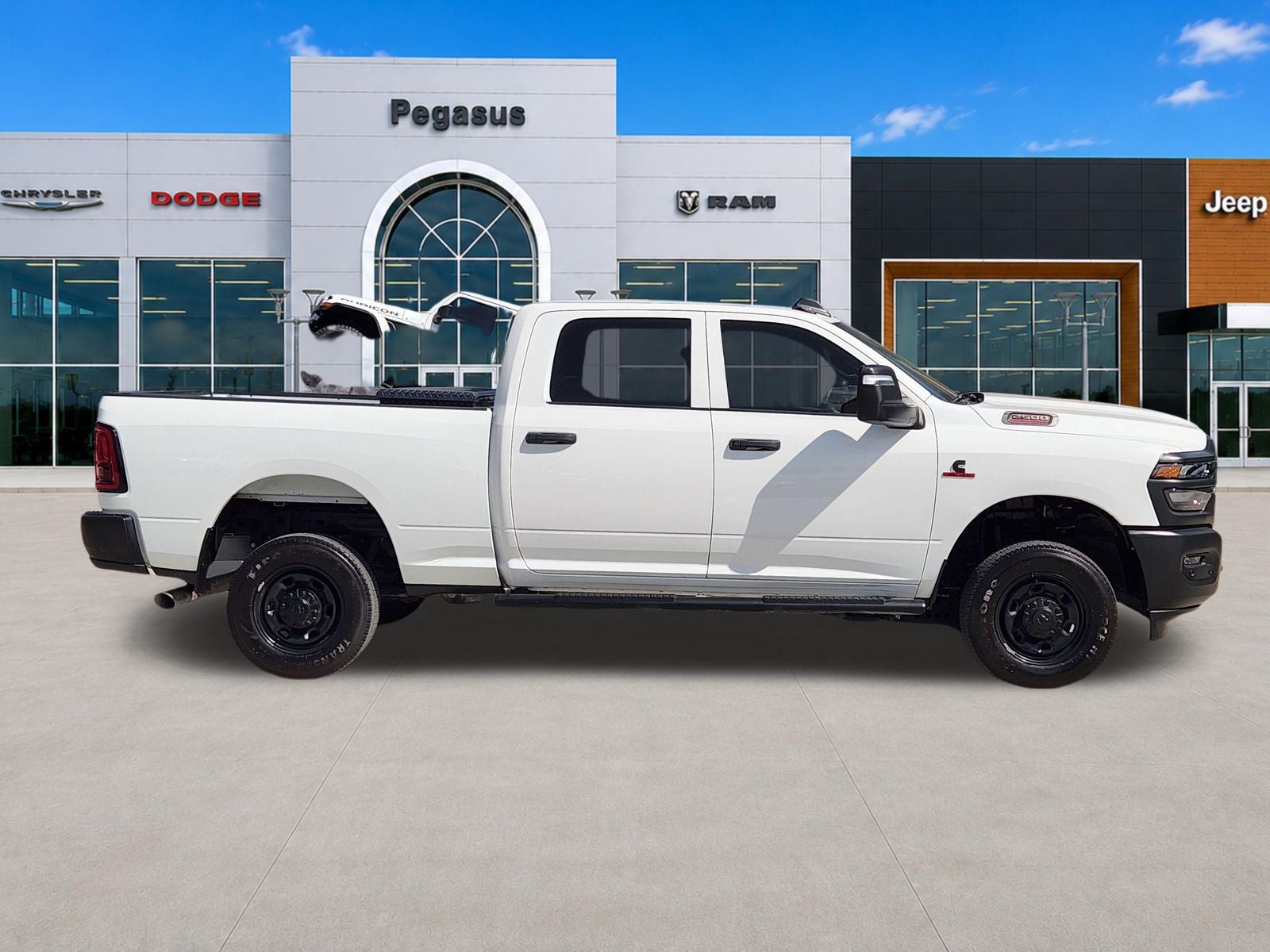 2025 RAM Ram 2500 Tradesman Crew Cab 4x4 6'4' Box