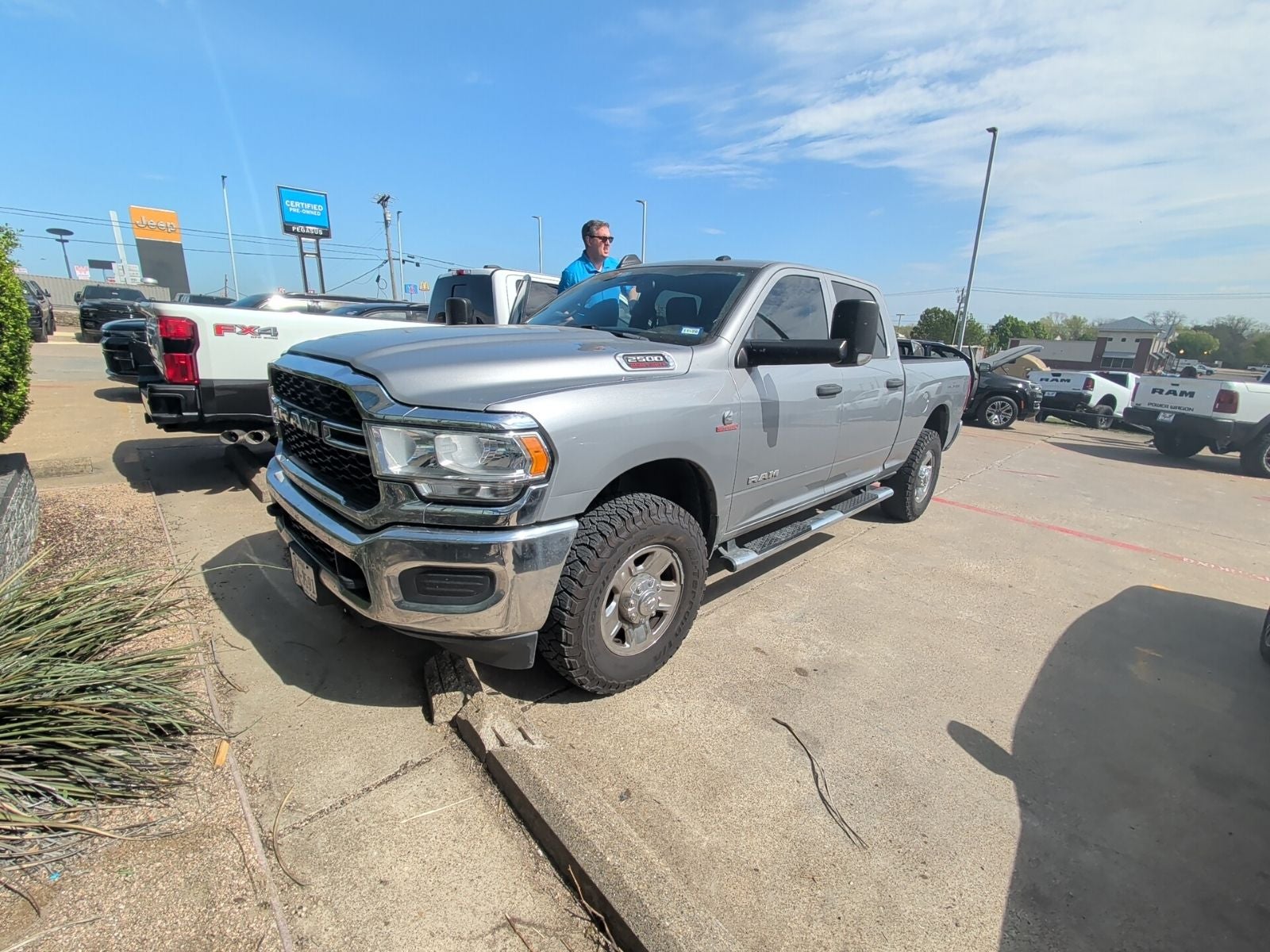 2021 RAM Ram 2500 Tradesman Crew Cab 4x4 6'4' Box