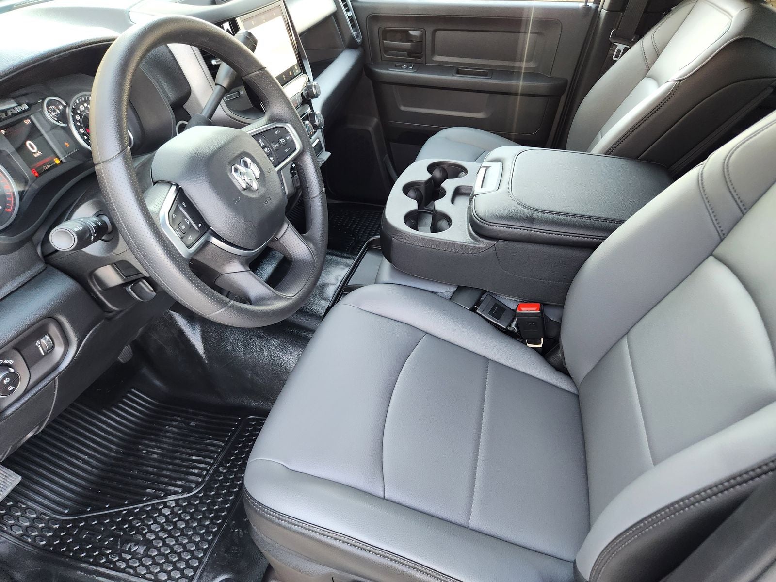 2026 RAM Ram 2500 RAM 2500 TRADESMAN CREW CAB 4X4 8' BOX