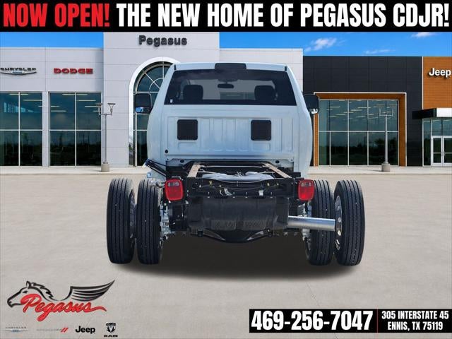 2024 RAM Ram 5500 Chassis Cab RAM 5500 TRADESMAN CHASSIS CREW CAB 4X2 84' CA