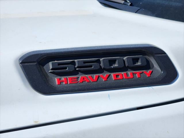 2026 RAM Ram 5500 Chassis Cab RAM 5500 TRADESMAN CHASSIS CREW CAB 4X4 84' CA