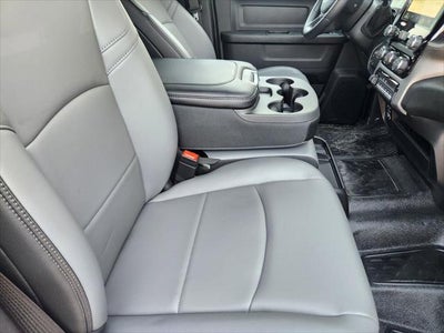 2026 RAM Ram 5500 Chassis Cab RAM 5500 TRADESMAN CHASSIS CREW CAB 4X4 84' CA