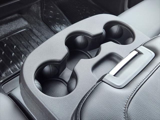 2026 RAM Ram 5500 Chassis Cab RAM 5500 TRADESMAN CHASSIS CREW CAB 4X4 84' CA