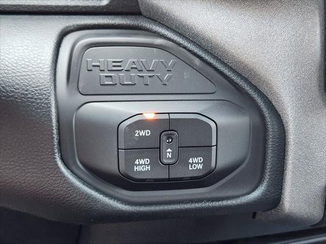 2026 RAM Ram 5500 Chassis Cab RAM 5500 TRADESMAN CHASSIS CREW CAB 4X4 84' CA