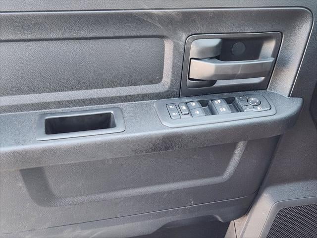 2026 RAM Ram 5500 Chassis Cab RAM 5500 TRADESMAN CHASSIS CREW CAB 4X4 84' CA