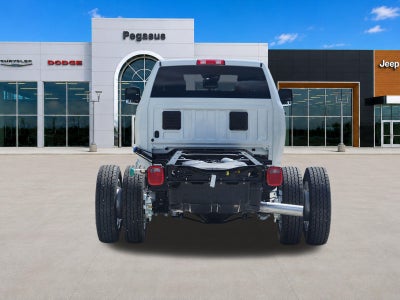 2026 RAM Ram 5500 Chassis Cab RAM 5500 TRADESMAN CHASSIS CREW CAB 4X4 84' CA