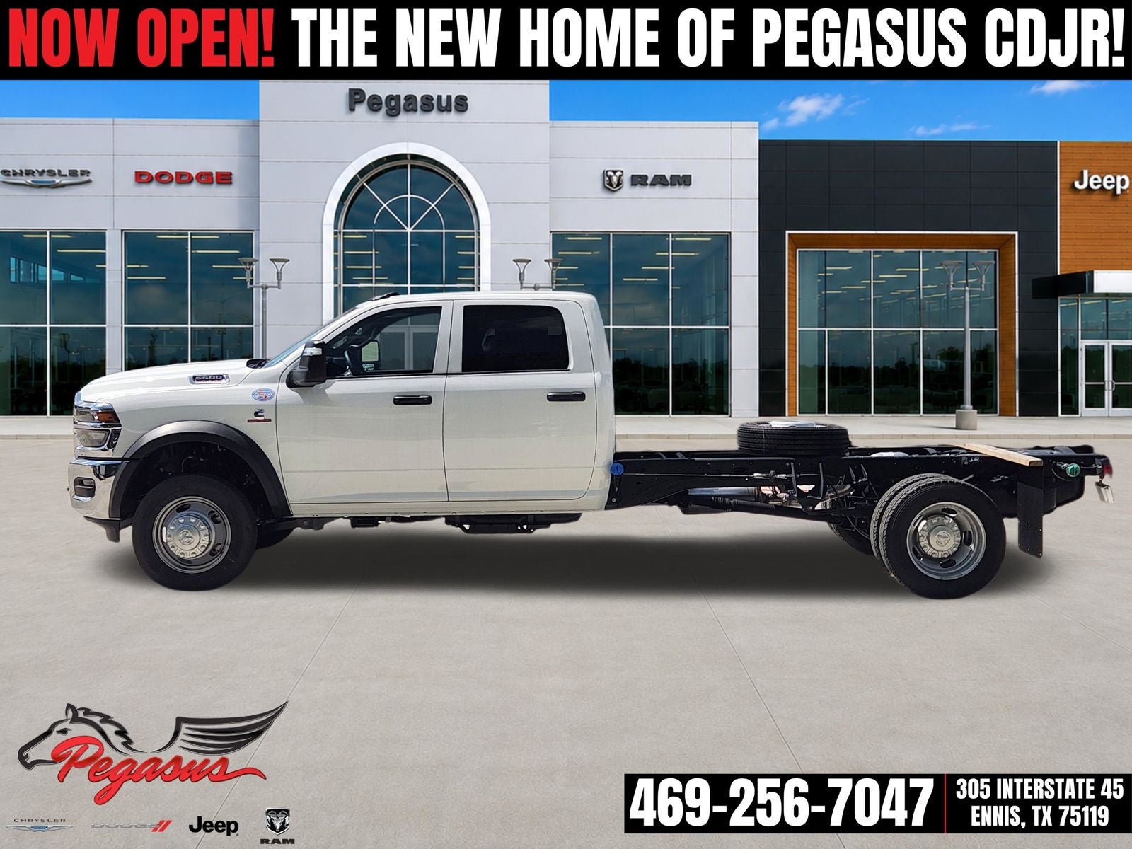 2026 RAM 5500 Chassis Cab RAM 5500 TRADESMAN CHASSIS CREW CAB 4X4 84' CA